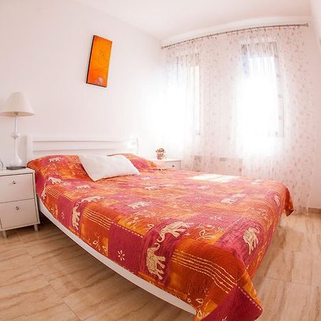 Bečići Apartments Charme מראה חיצוני תמונה