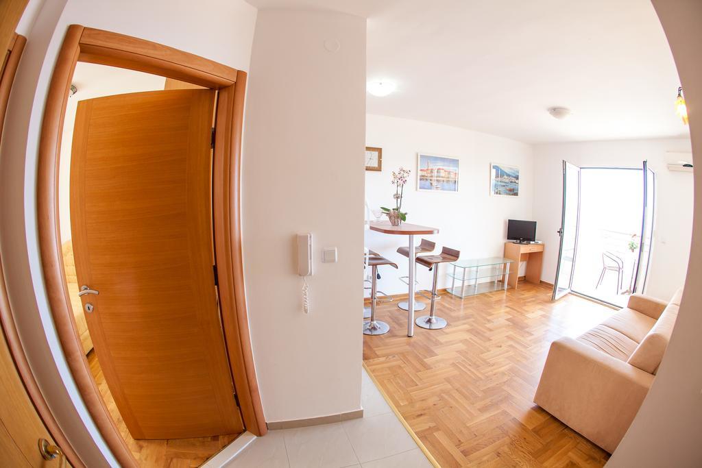 Bečići Apartments Charme מראה חיצוני תמונה