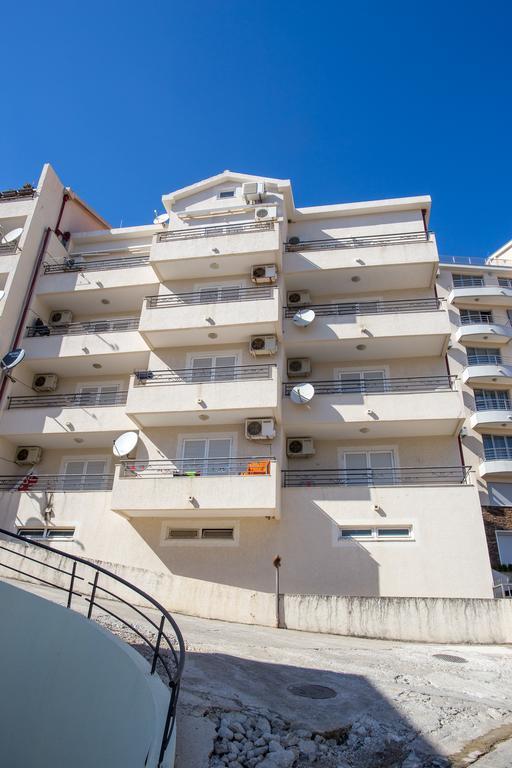 Bečići Apartments Charme מראה חיצוני תמונה